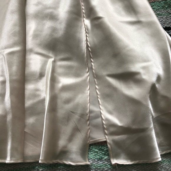 Vintage LONG Ivory Nightgown - Picture 10 of 15